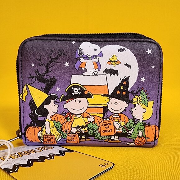 Loungefly Peanuts Halloween Trick-Or-Treat Snoopy Woodstock Soft Tag Zip Wallet - Picture 1 of 12